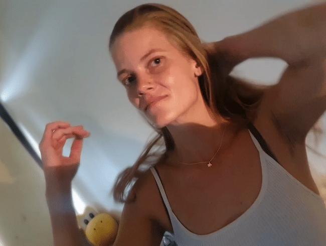 Meine erste Webcam Show -  Masturbation mit 3 multiplen Orgasmen